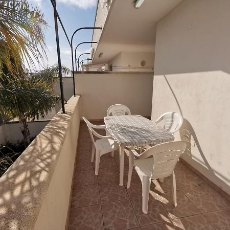 Appartamento Ghirigoro 1 Torre San Giovanni Ugento Bagian luar foto